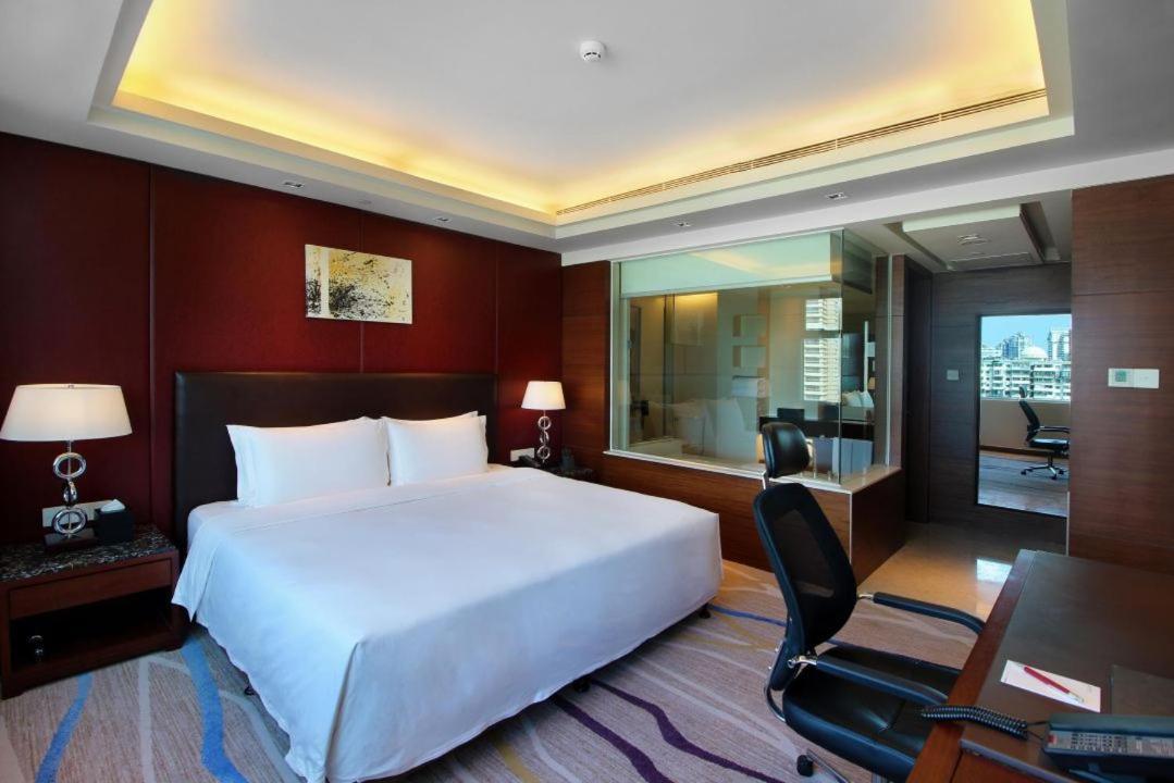 Swiss Grand Xiamen-Harbour View Hotell Exteriör bild