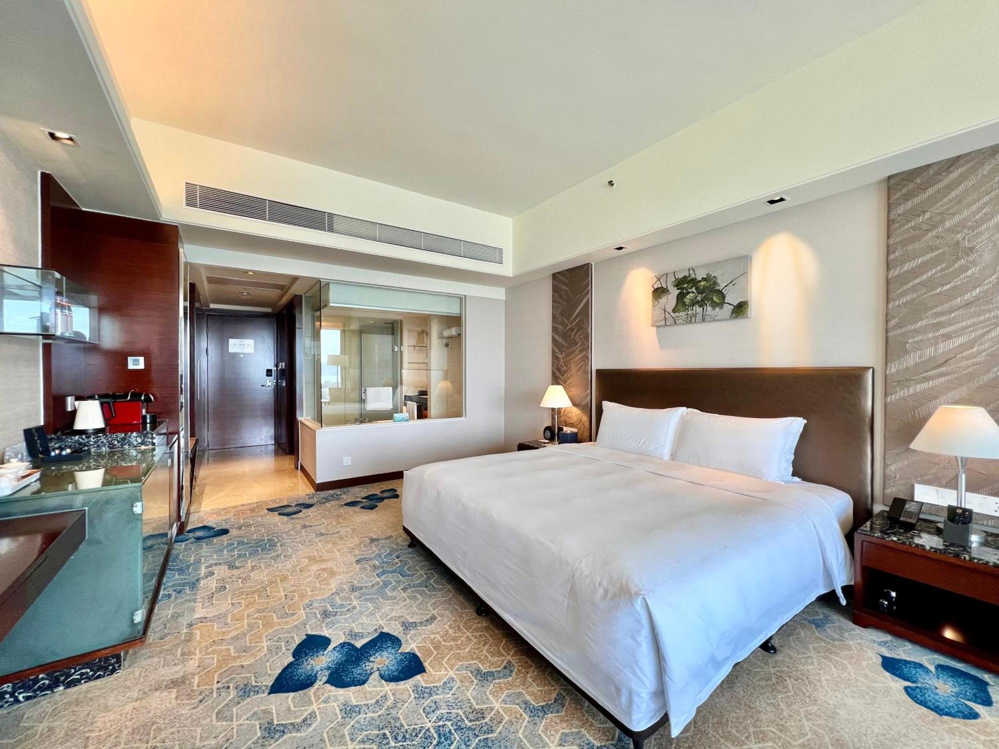Swiss Grand Xiamen-Harbour View Hotell Exteriör bild